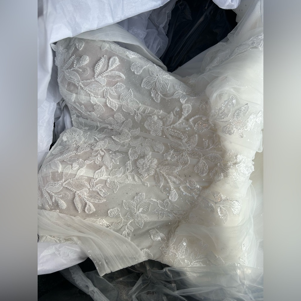 Ivory Wedding Dress